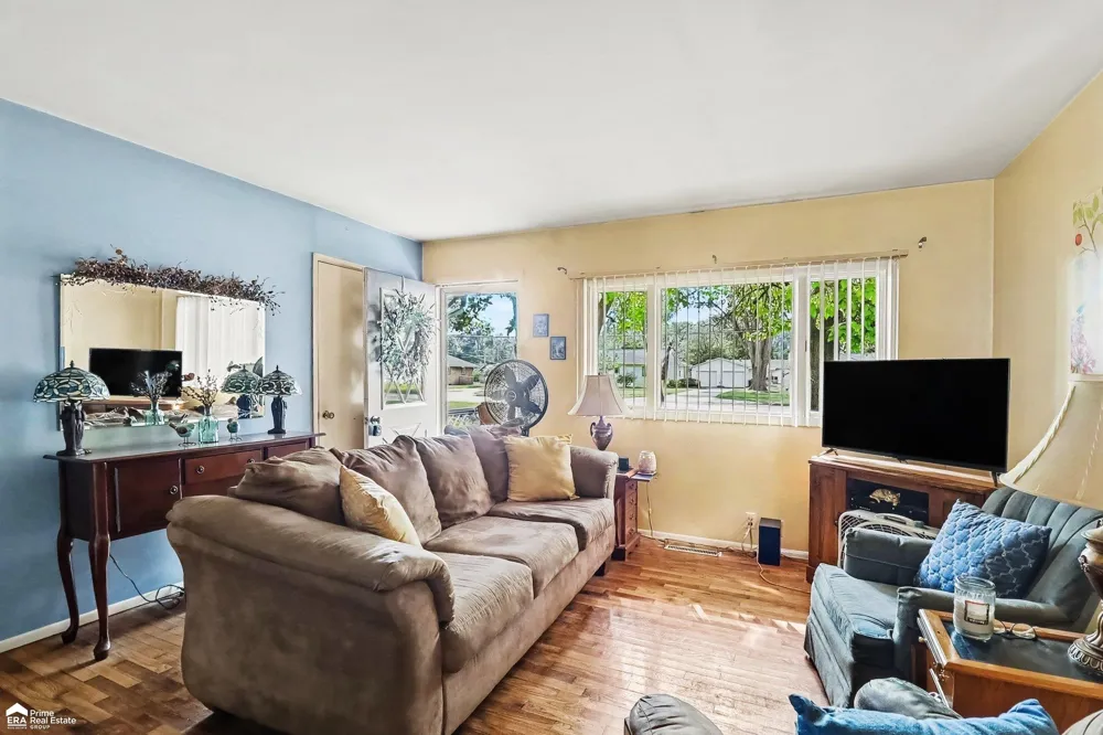 314 Saginaw Street Montrose City, MI 48457