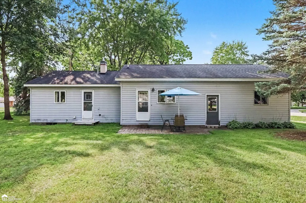 314 Saginaw Street Montrose City, MI 48457