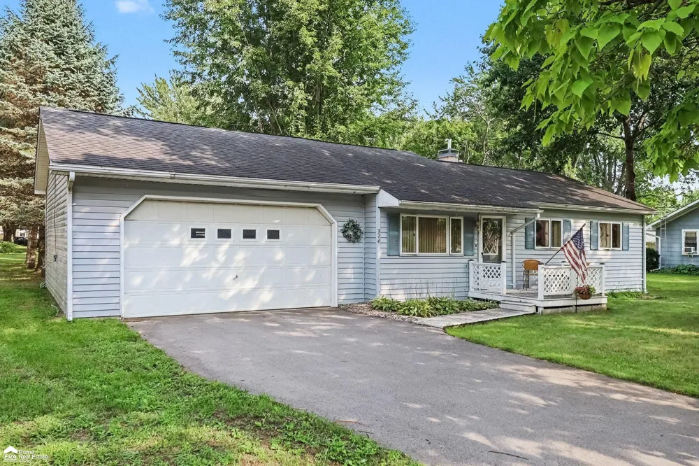 314 Saginaw Street Montrose City, MI 48457