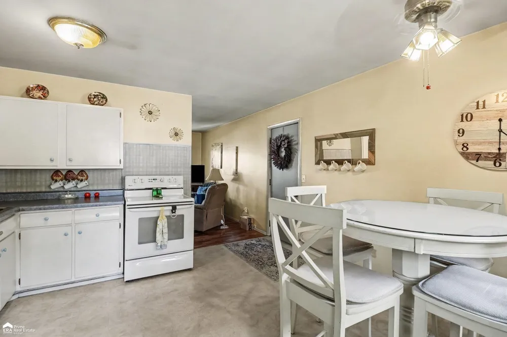 314 Saginaw Street Montrose City, MI 48457