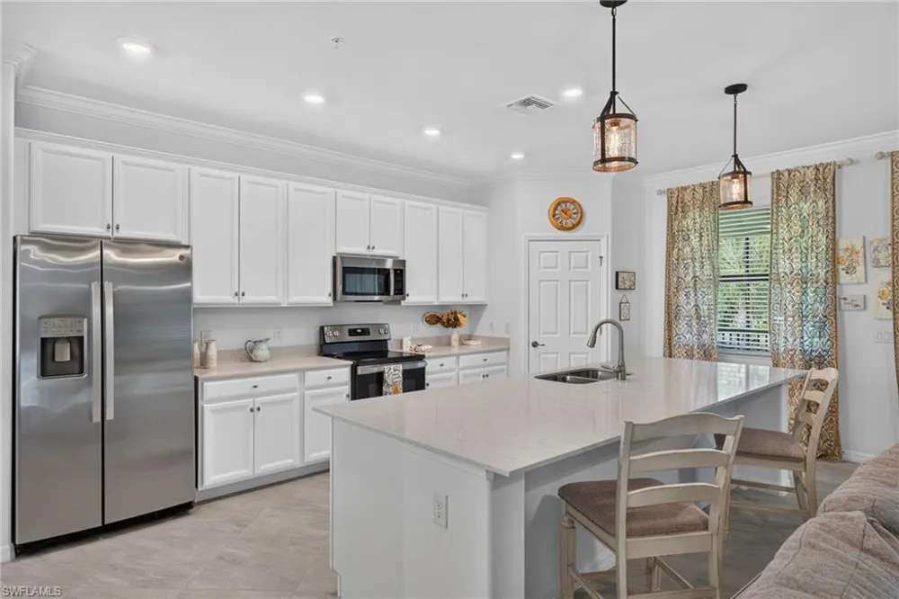 12015 Hawthorn Lake Drive #201 Fort Myers, FL 33913