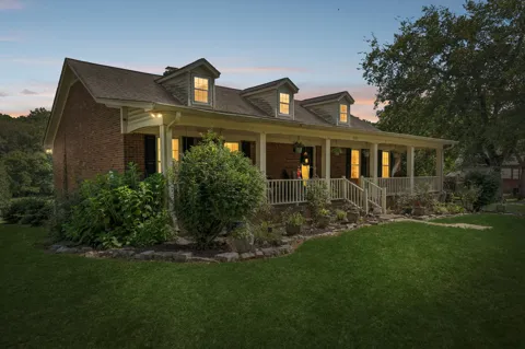 3087 Valley Creek Rd