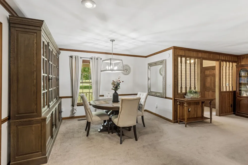 3087 Valley Creek Rd Culleoka, TN 38451