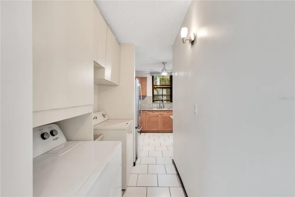 Cond. GOLDEN COURT II, HATO REY #H 202 San Juan, PR 00918