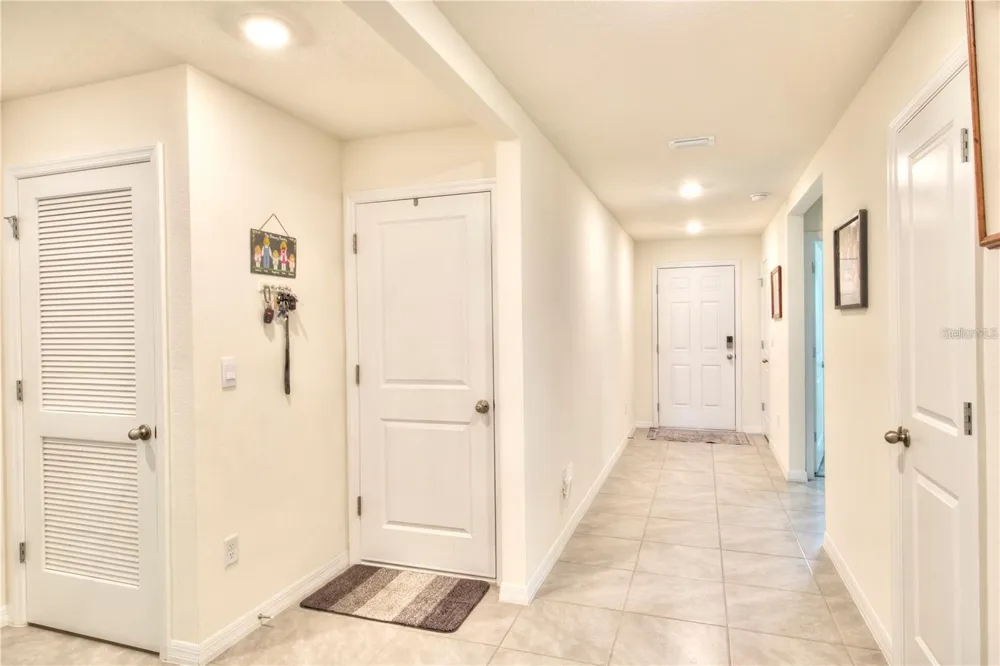 35712 DOVELAND DRIVE Zephyrhills, FL 33541