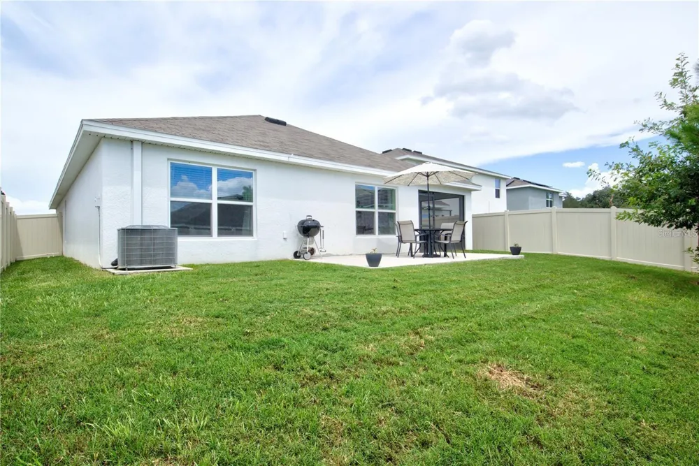 35712 DOVELAND DRIVE Zephyrhills, FL 33541