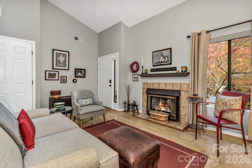 103 Cimarron Drive Asheville, NC 28803