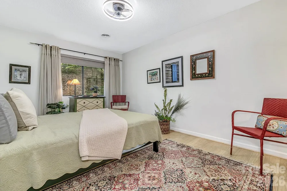 103 Cimarron Drive Asheville, NC 28803