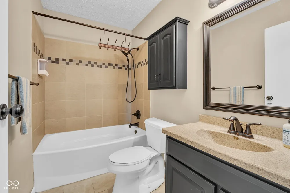 5514 Winship Court Indianapolis, IN 46221