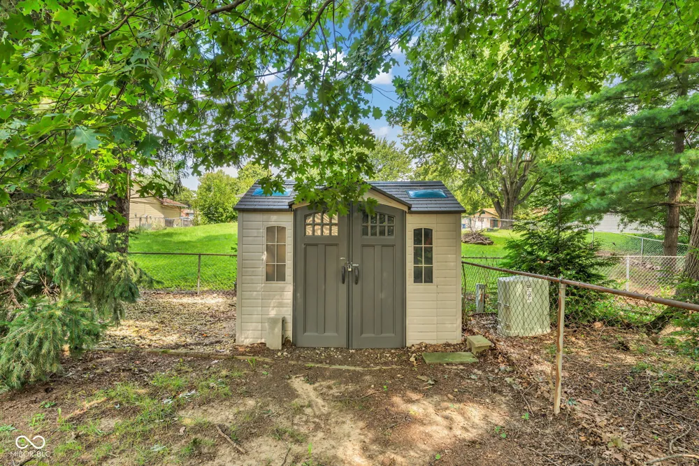 5514 Winship Court Indianapolis, IN 46221