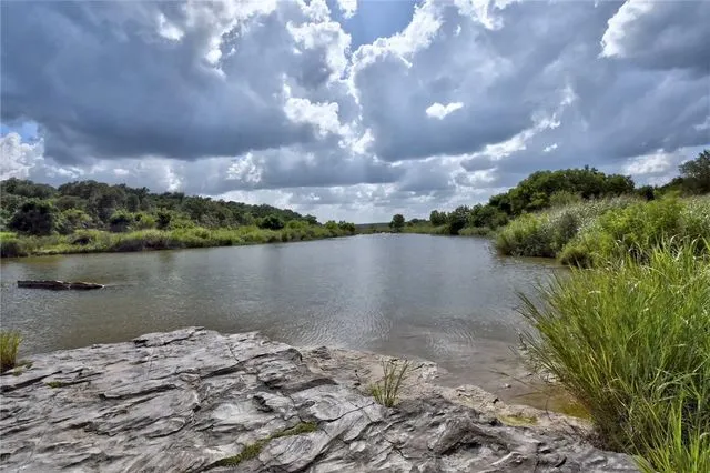 633 Trails End Road Johnson City, TX 78636