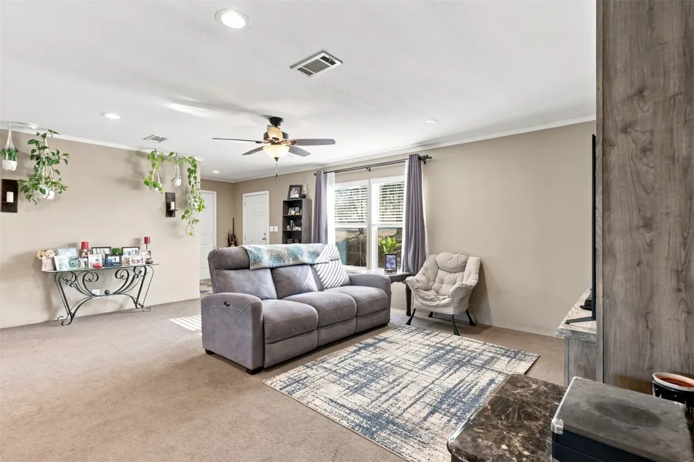 5519 Upper Denton Road Weatherford, TX 76085