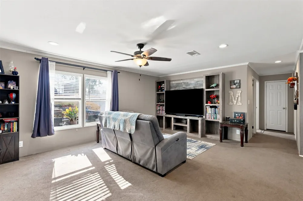 5519 Upper Denton Road Weatherford, TX 76085