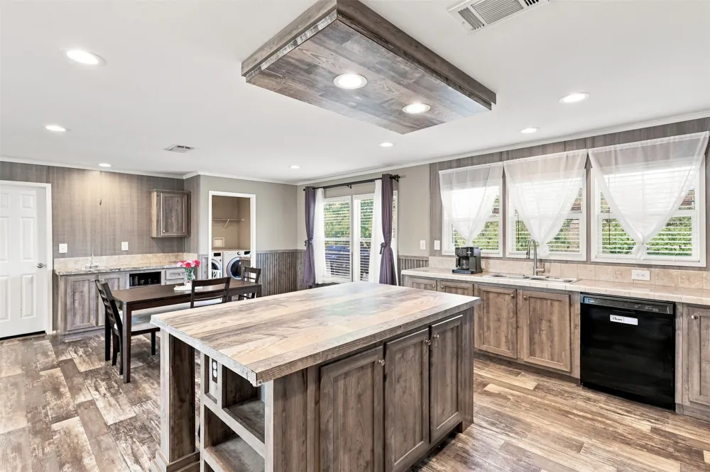 5519 Upper Denton Road Weatherford, TX 76085