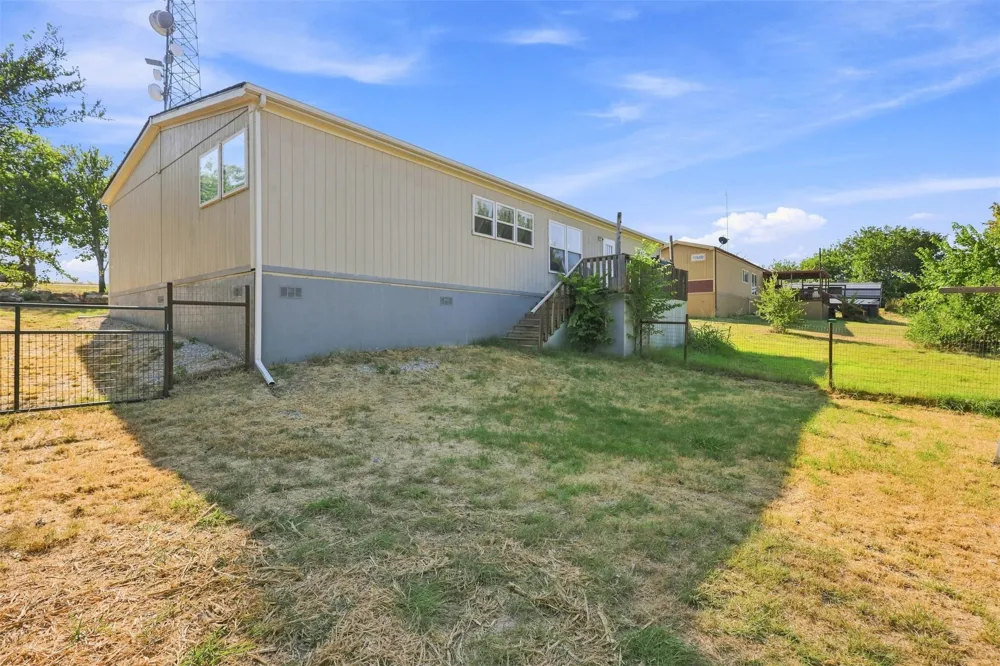 5519 Upper Denton Road Weatherford, TX 76085