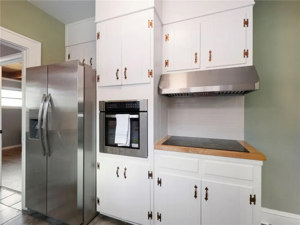 1391 Jefferson Avenue East Point, GA 30344