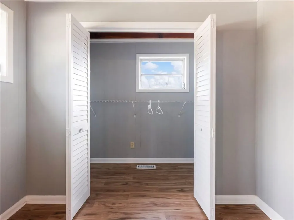 1391 Jefferson Avenue East Point, GA 30344