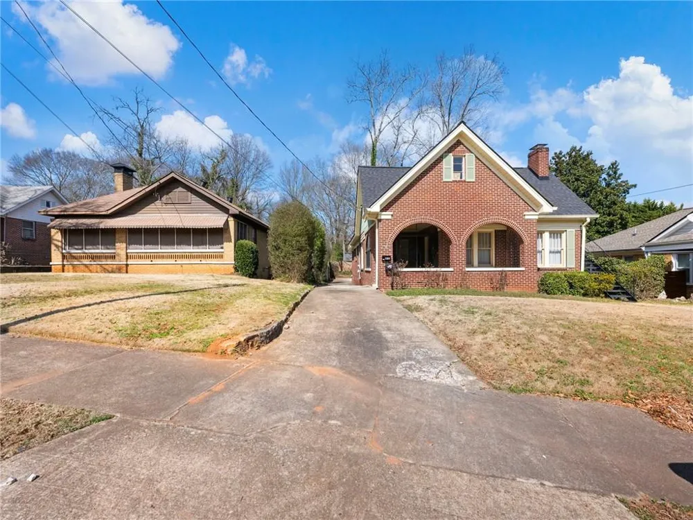 1391 Jefferson Avenue East Point, GA 30344