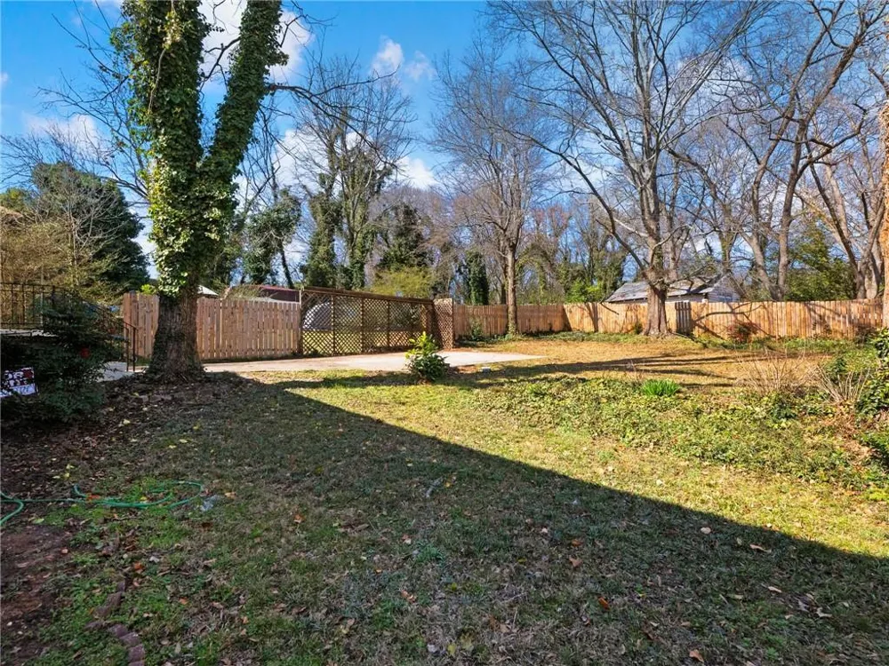 1391 Jefferson Avenue East Point, GA 30344