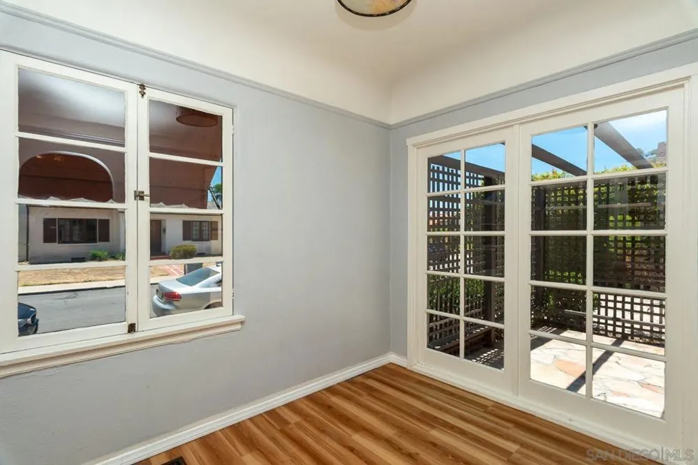 1240 Golden Gate Dr. San Diego, CA 92116