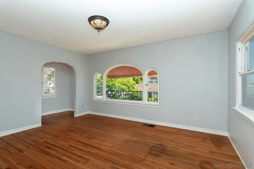 1240 Golden Gate Dr. San Diego, CA 92116