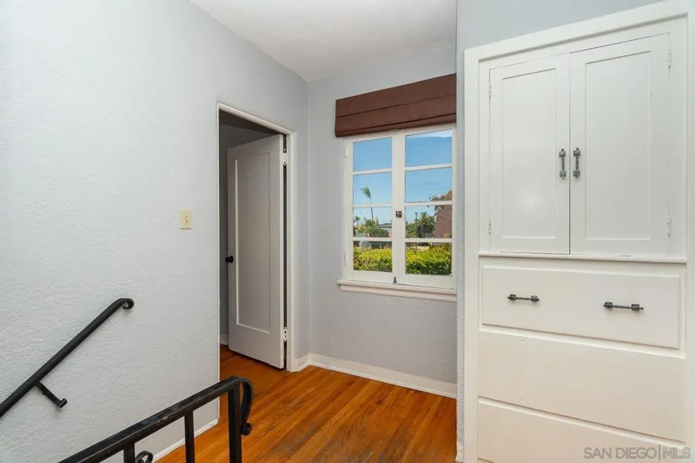 1240 Golden Gate Dr. San Diego, CA 92116