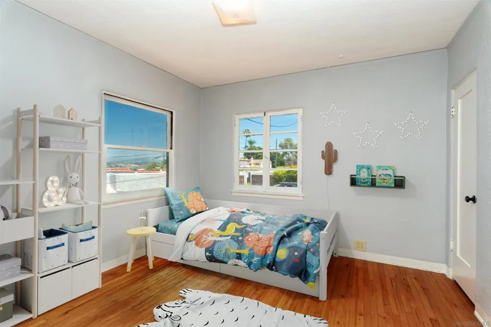 1240 Golden Gate Dr. San Diego, CA 92116