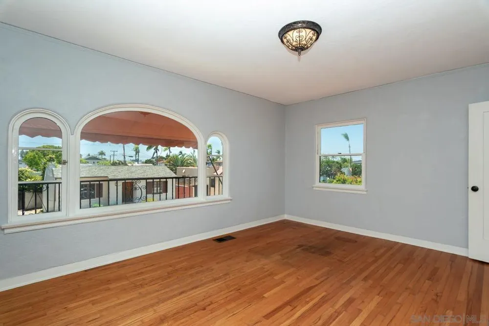 1240 Golden Gate Dr. San Diego, CA 92116