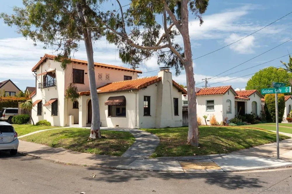 1240 Golden Gate Dr. San Diego, CA 92116