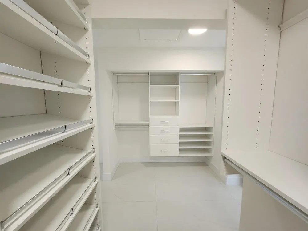 30 PELICAN POINTE DRIVE #201 Delray Beach, FL 33483
