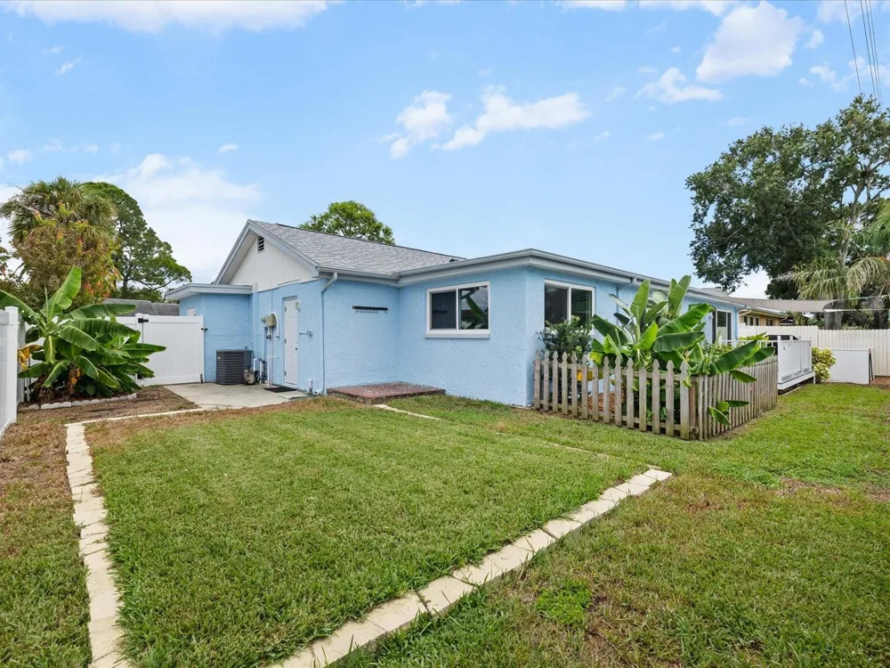 3845 MING TREE DRIVE New Port Richey, FL 34652