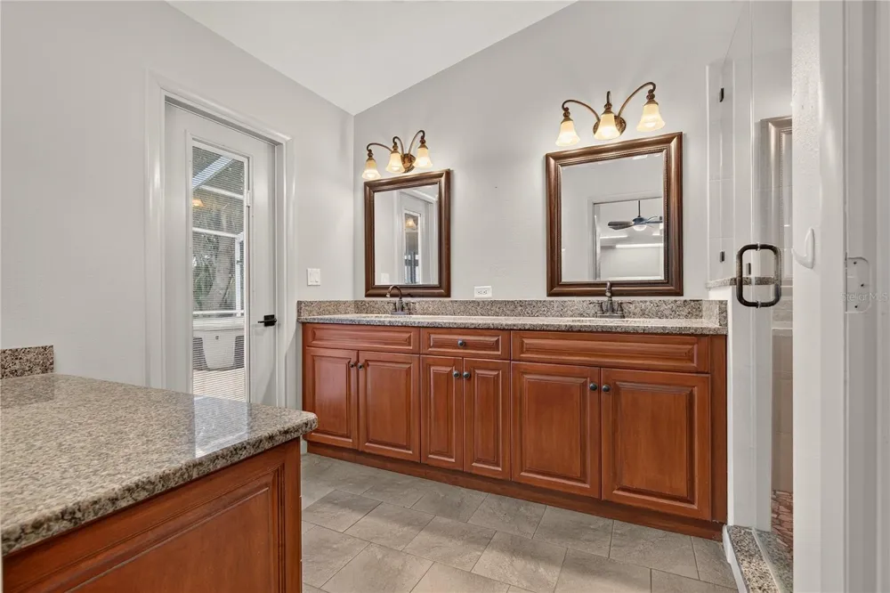 9387 FRENCH QUARTERS CIRCLE Weeki Wachee, FL 34613