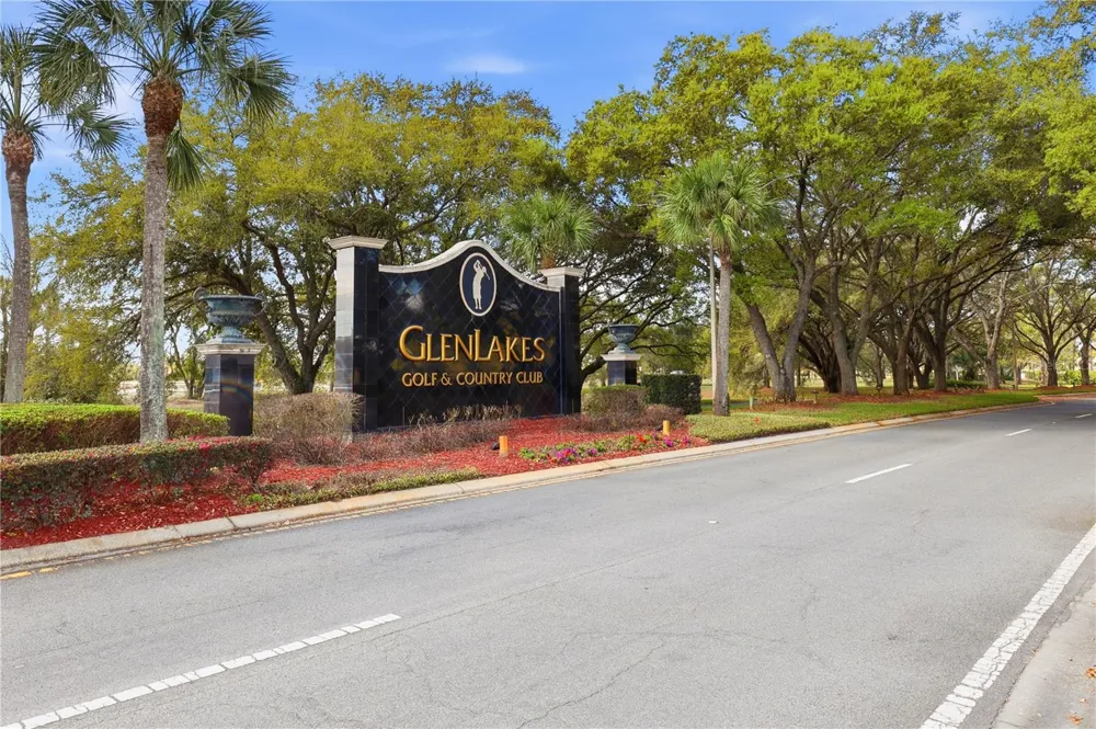 9387 FRENCH QUARTERS CIRCLE Weeki Wachee, FL 34613