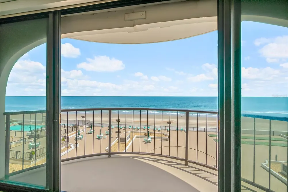 3003 S ATLANTIC AVENUE #4C5 Daytona Beach Shores, FL 32118