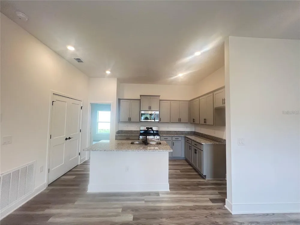 3648 LINDBERGH STREET Lakeland, FL 33810