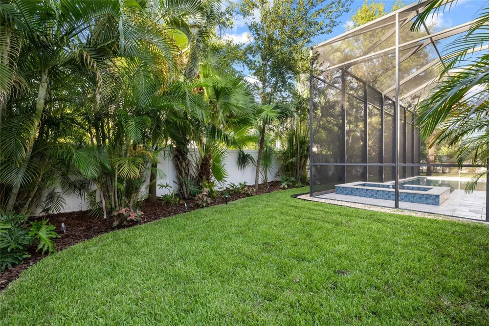 5025 W DANTE AVENUE Tampa, FL 33629
