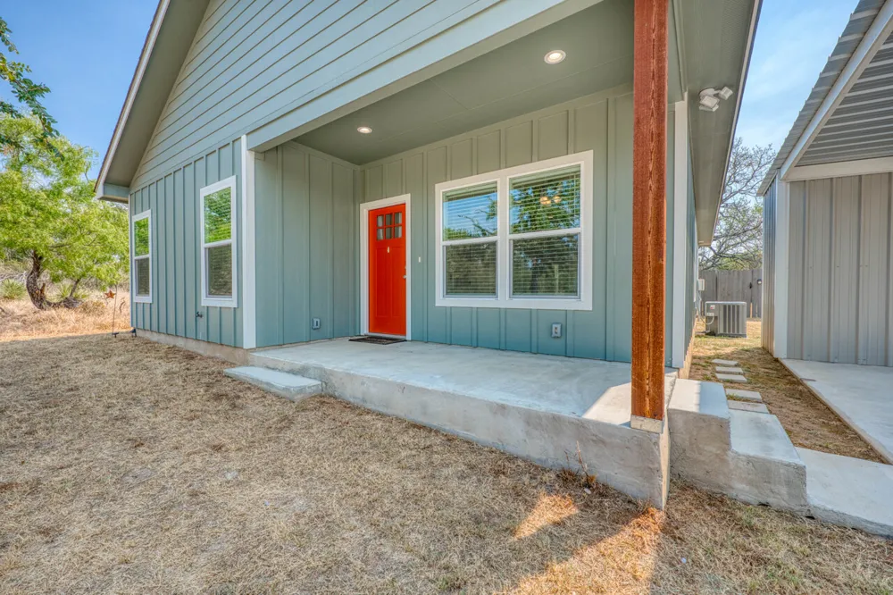3340 Cactus Trail Kingsland, TX 78639
