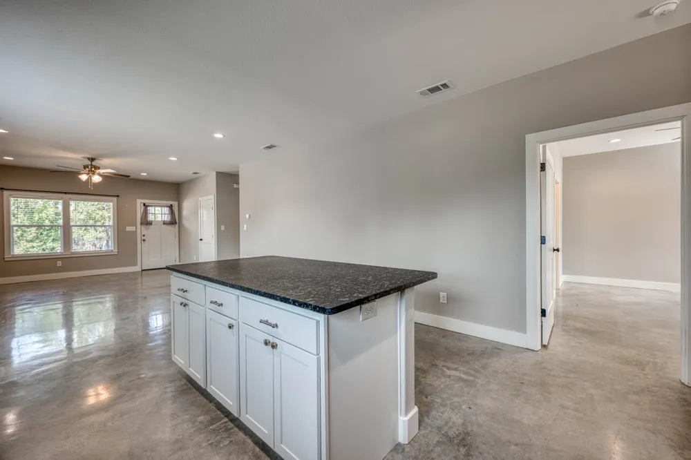 3340 Cactus Trail Kingsland, TX 78639