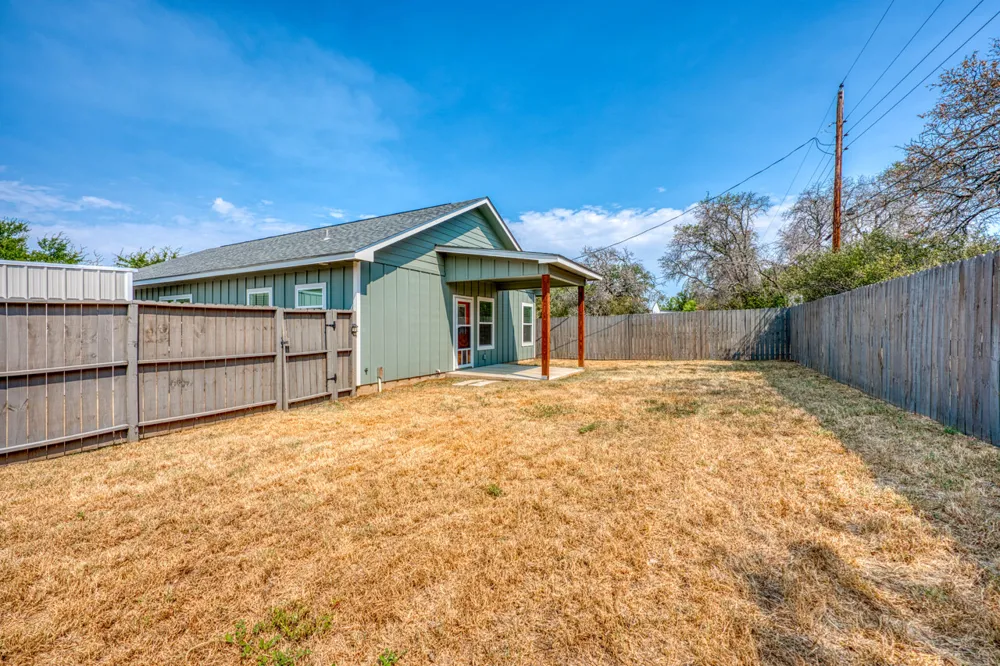 3340 Cactus Trail Kingsland, TX 78639