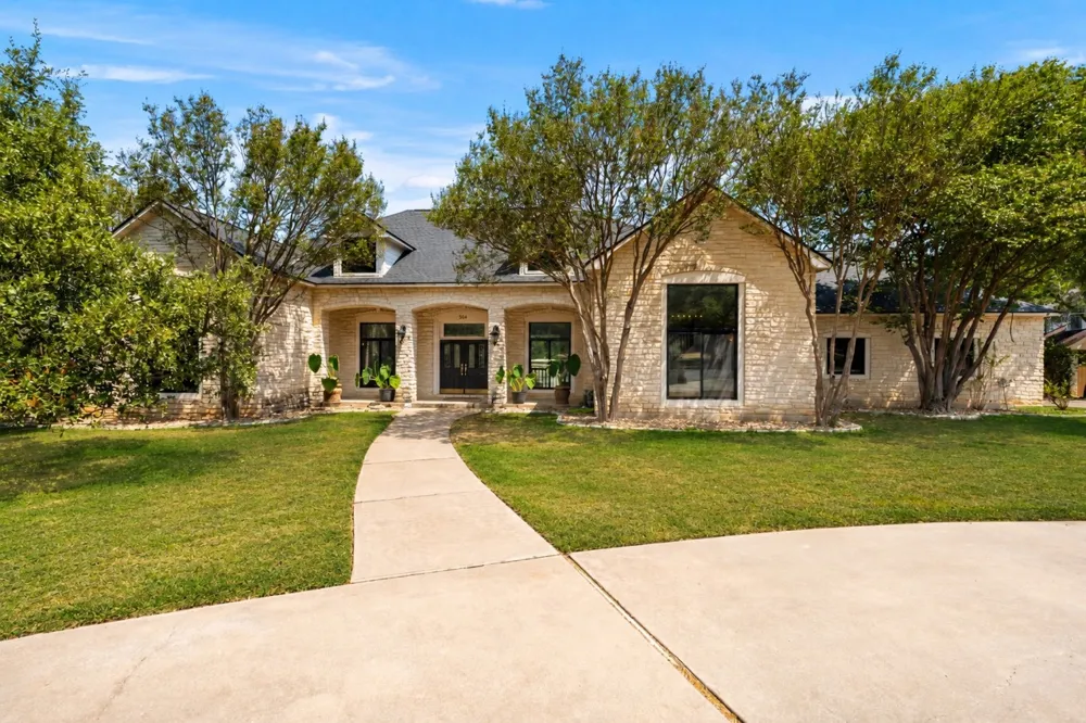 304 Harmony Lane Georgetown, TX 78628