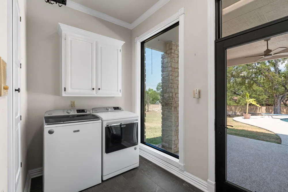 304 Harmony Lane Georgetown, TX 78628