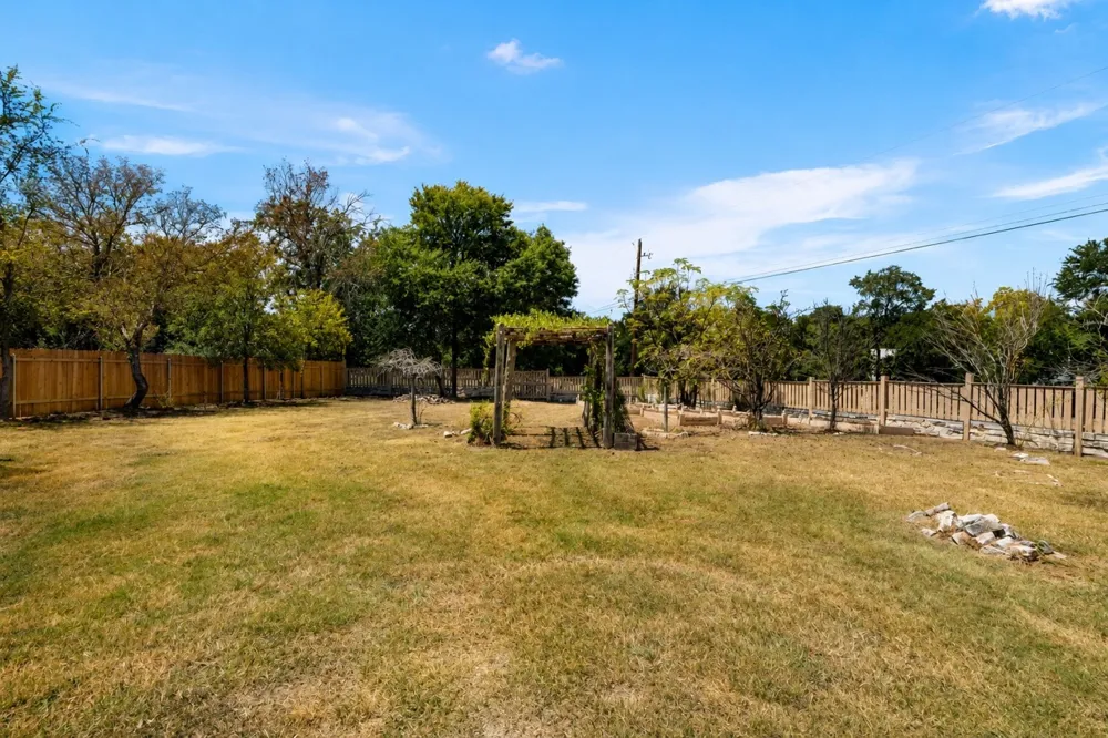 304 Harmony Lane Georgetown, TX 78628