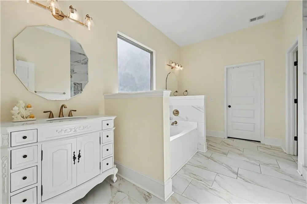 264 Learwood Lane Atlanta, GA 30349