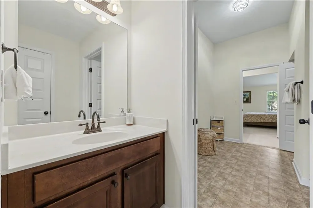 264 Learwood Lane Atlanta, GA 30349
