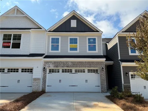 5 Trace Bluff