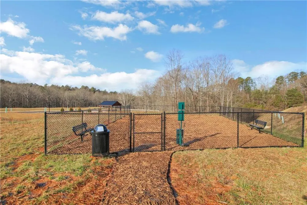 5 Trace Bluff Dawsonville, GA 30534