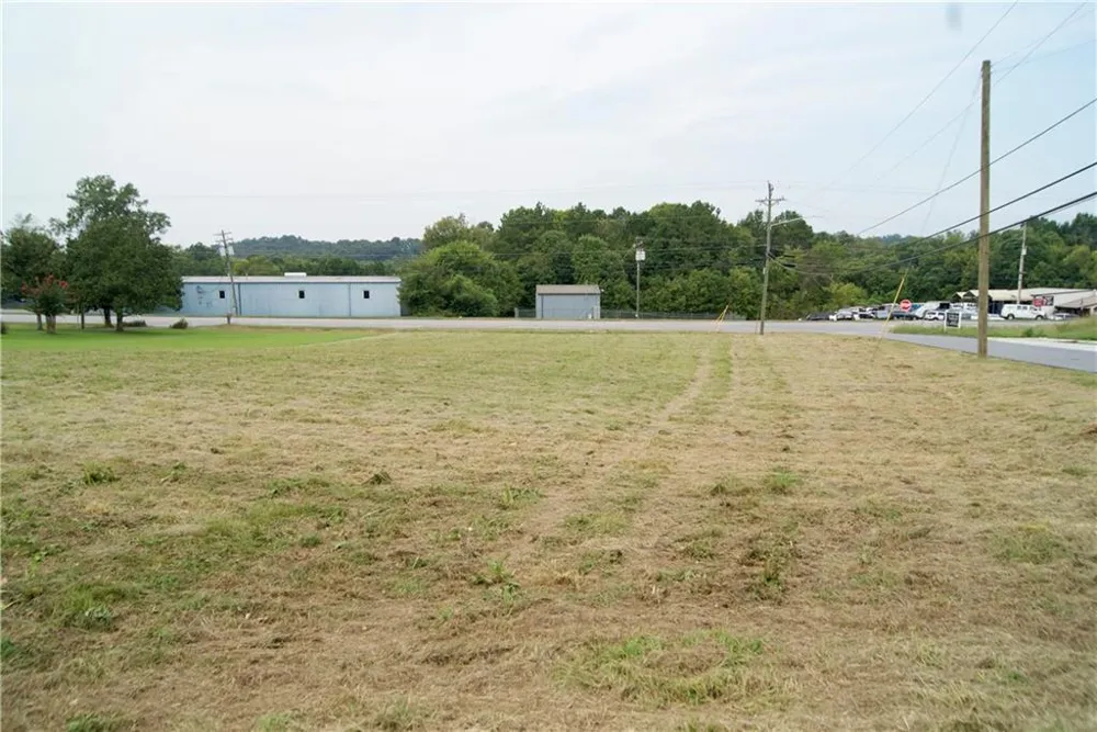 1548 Highway 53 Spur Calhoun, GA 30701