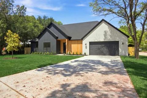 3023 Mallory Drive