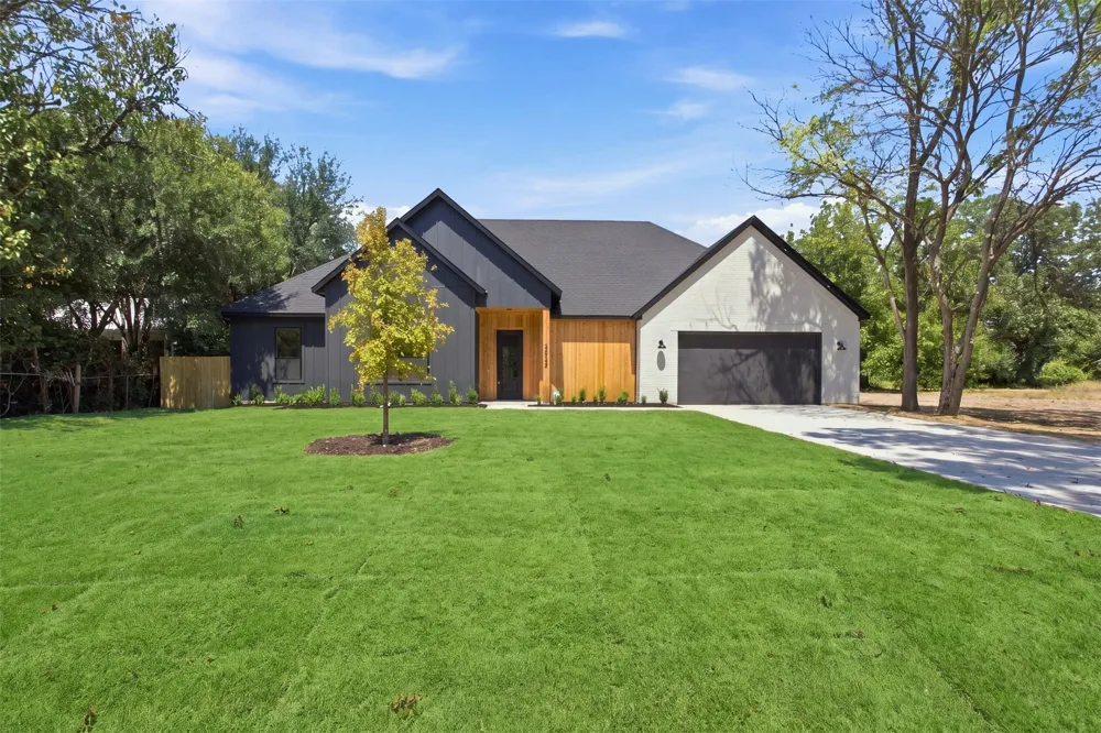 3023 Mallory Drive Dallas, TX 75216