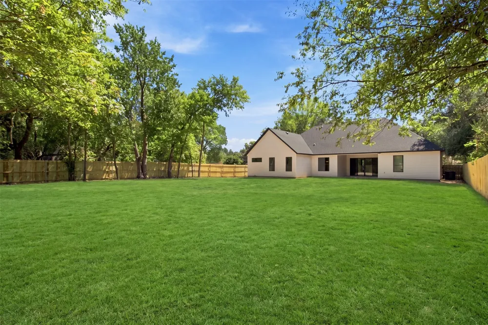 3023 Mallory Drive Dallas, TX 75216